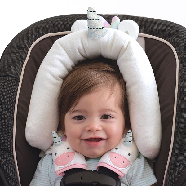 child with head supports