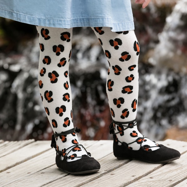 child with toddler (2-4y)