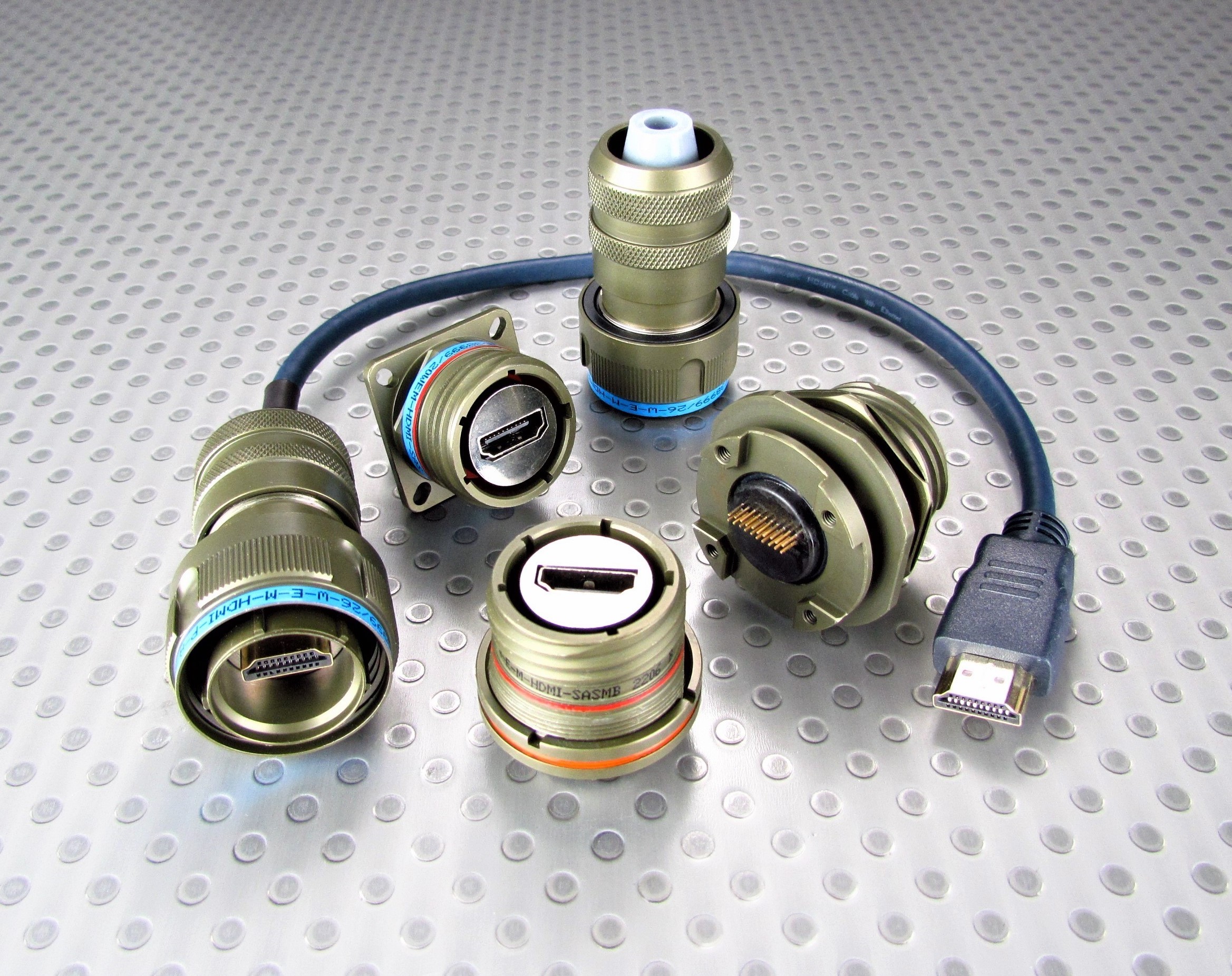 dremi DIMENSION-3D USEDジャンク D38999 Series lll size 15 64pin, Receptacle, Jam nut mount